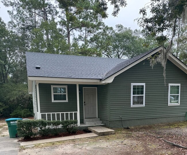 Primary Photo - Modern 2-Bedroom, 2-Bath Duplex – Complete...