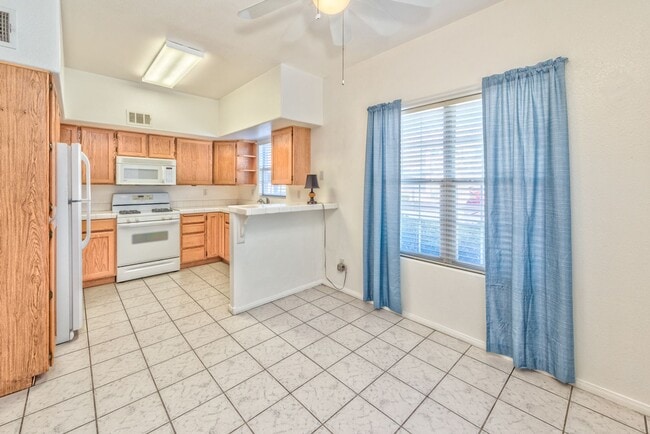 Building Photo - 520 Arrowhead Trail