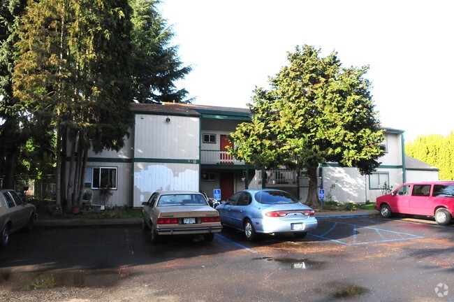 Building Photo - Fischer Court Apartments