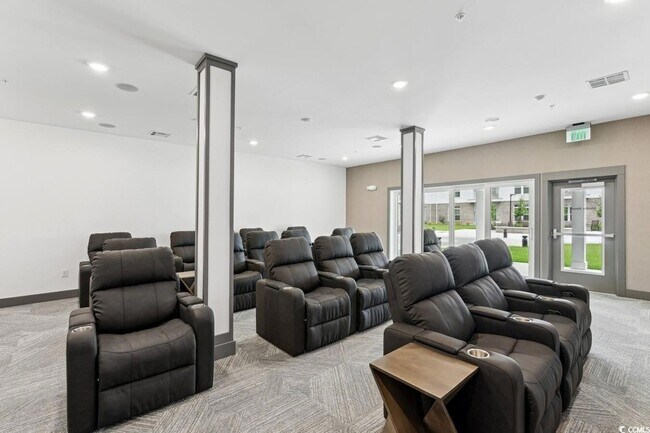 Building Photo - 147 Laurenco Loop