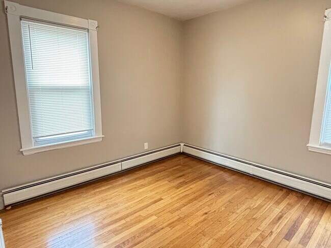 Building Photo - 179 Tremont St