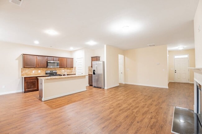 Building Photo - 6130 Mahogany Ter