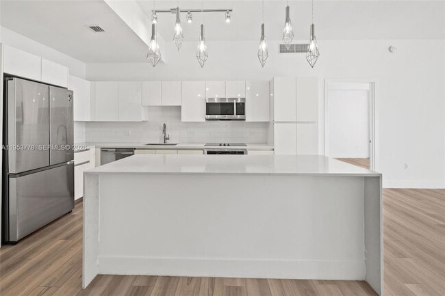 Building Photo - 101 Diplomat Pkwy