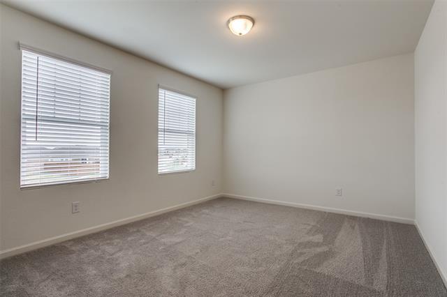 Building Photo - 10301 Castle Lyons Ln