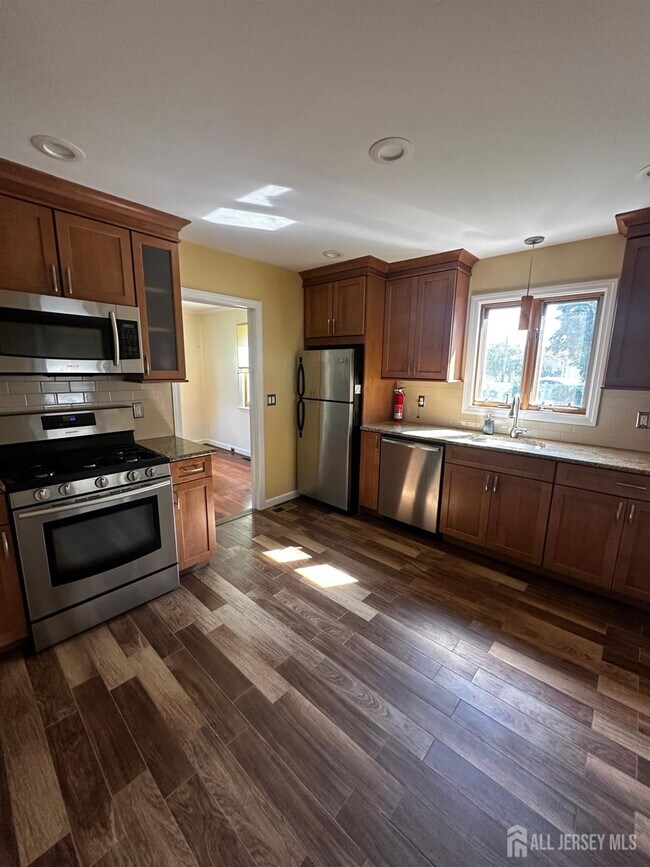 Building Photo - 277 Dukes Rd