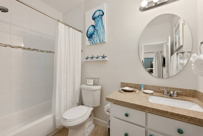 Building Photo - 108 Las Joyas Blvd