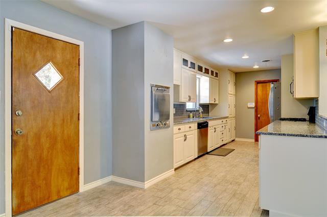 Building Photo - 3121 Covert Ave