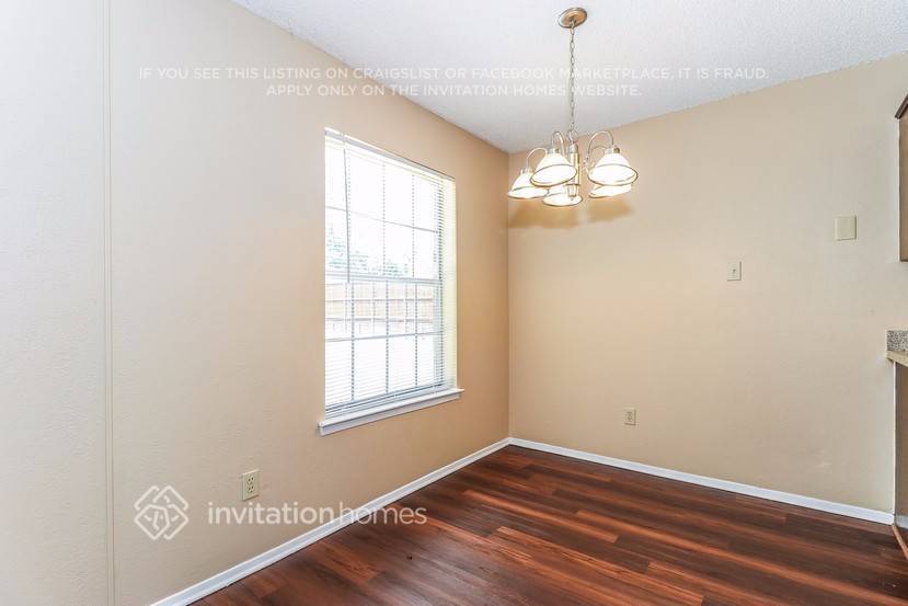 Building Photo - 3809 Wooddale Ct