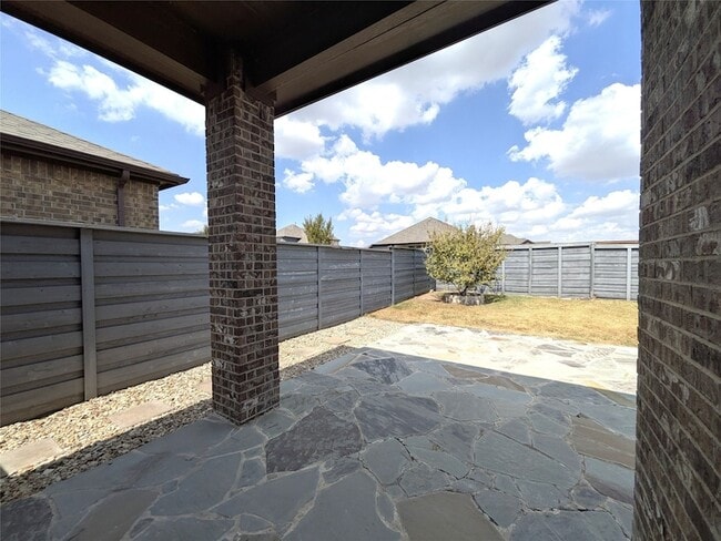 Building Photo - 1409 Summit View Ln