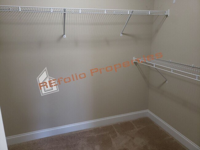 Building Photo - Amazing 3-Bedroom Ranch with a 2-Car Garag...