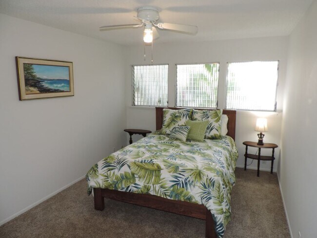 Building Photo - 553 Kumukahi Pl