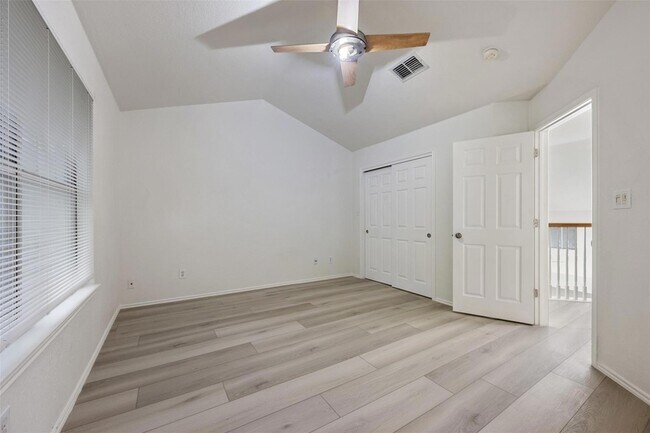 Building Photo - 4501 Whispering Valley Dr