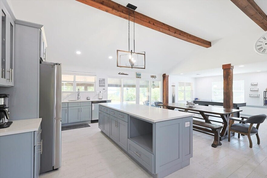 Building Photo - 9884 Cherokee Trail