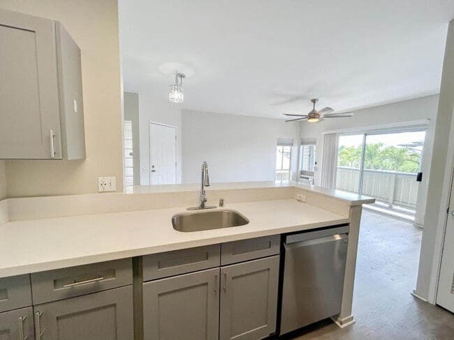 Building Photo - 91-269-269 Hanapouli Cir