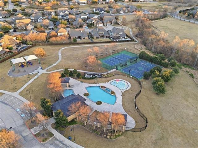 Building Photo - 10736 Traymore Dr