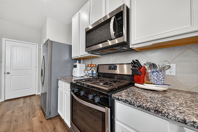 Building Photo - 22114 Sovereign Hts Ln.