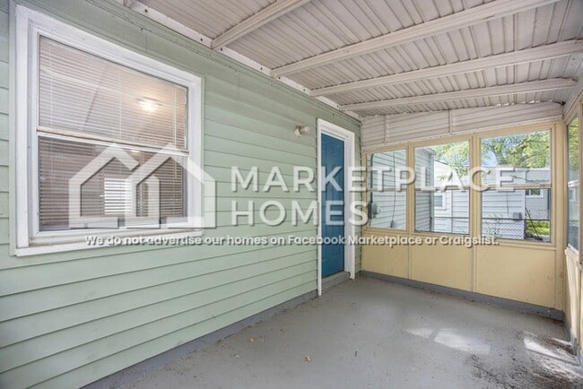 Building Photo - 8147 Prospect Ave