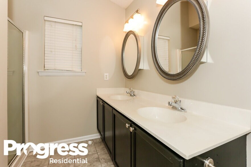 Building Photo - 4012 Mozart Ct