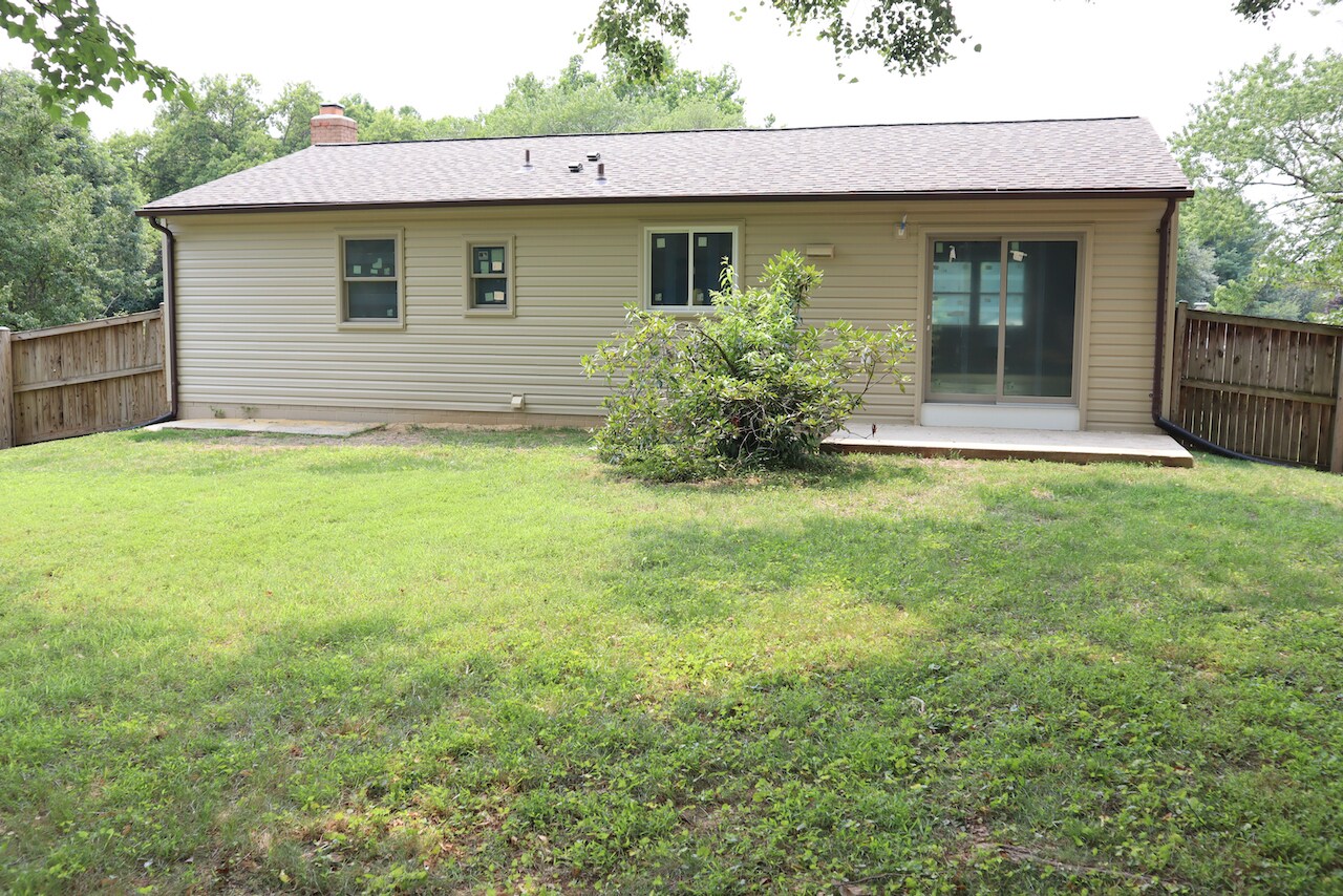 Building Photo - 12111 Suffolk Ter