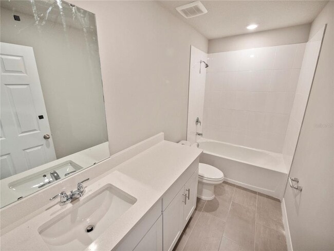 Building Photo - 5268 Sanders Oak Trl