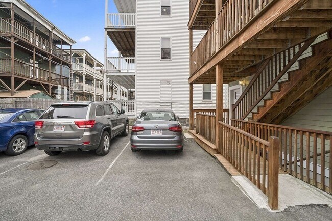 Building Photo - 10 Romsey St