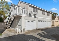 Building Photo - 602 Carnation Ave
