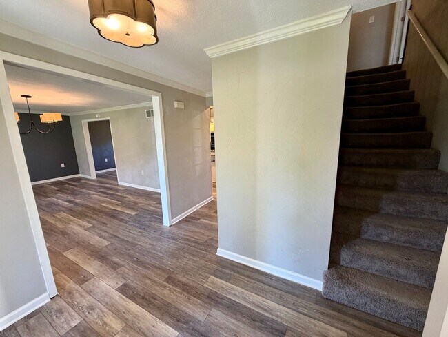 Building Photo - Modern Comforts Await: Spacious Rental with 2-Car Garage, Private Office, and Finished Basement w...