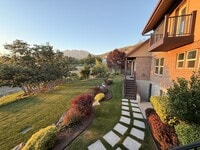 Building Photo - Stunning Home in Provo - Beautiful Backyard!