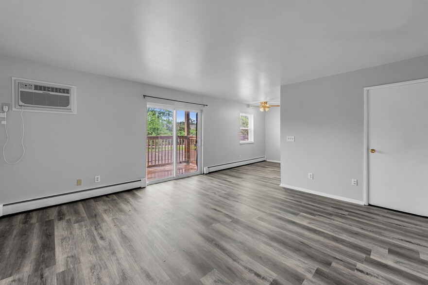 Building Photo - 930 Snider Rd