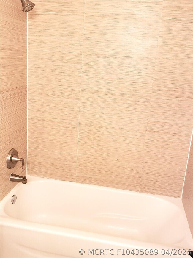 Building Photo - 7406 NW 75th St