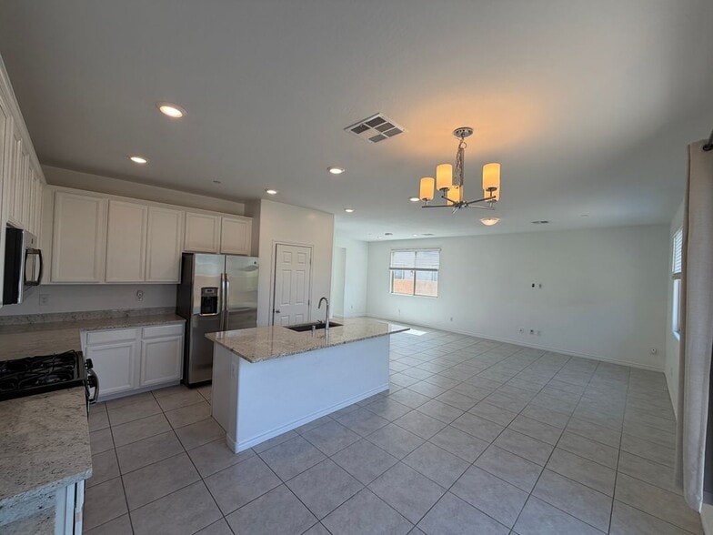 Building Photo - 3228 Azalea Ridge Ct