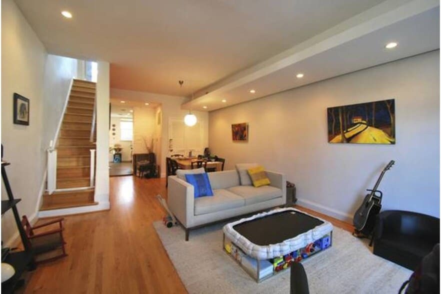 Building Photo - 1506 1st St NW