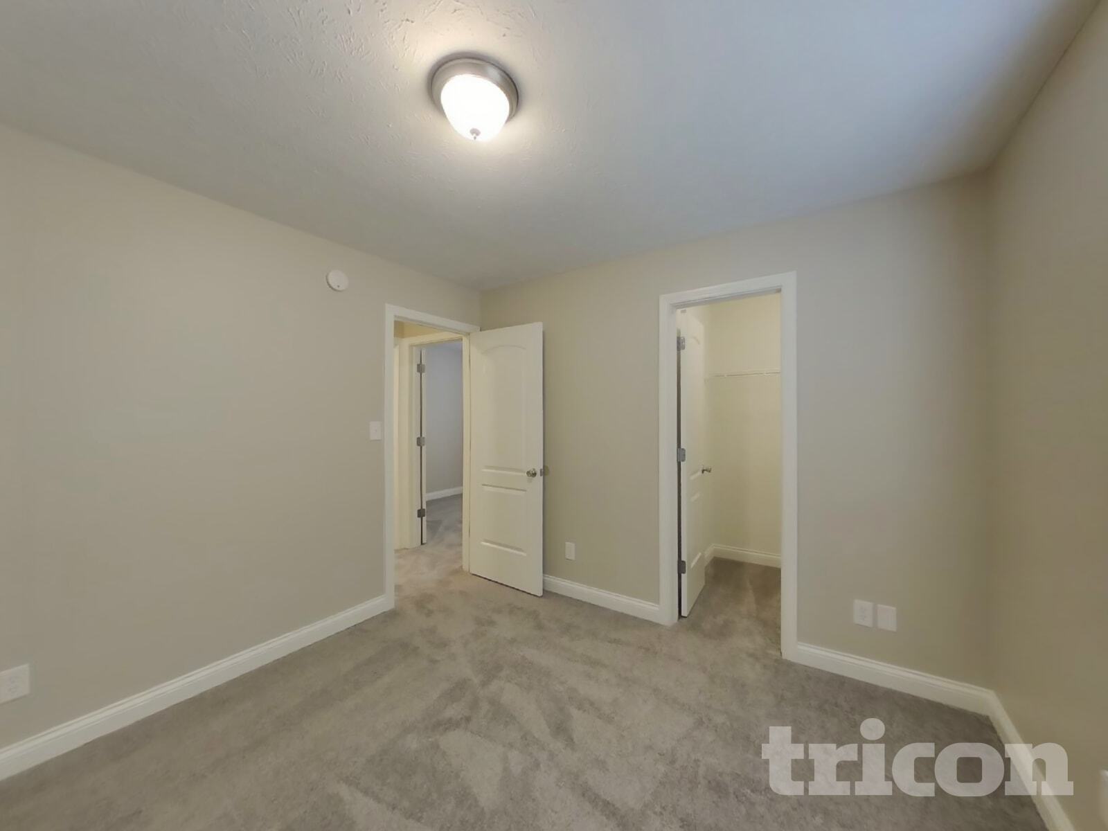 Building Photo - 722 Chestnut Ln