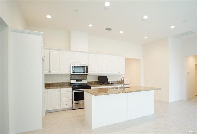 Building Photo - 58 Parkwood