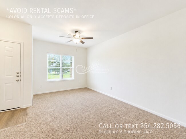 Building Photo - 325 Crescent Dr