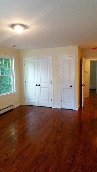 Building Photo - 47 Coles St