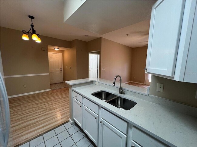 Building Photo - 14353 Fredricksburg Dr