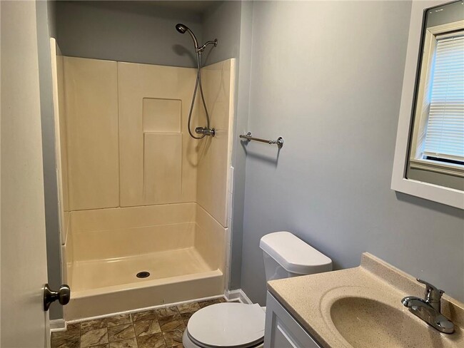 Building Photo - 2509 Mud Creek Rd