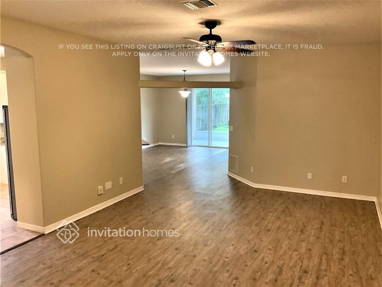 Building Photo - 1638 Maeve Cir