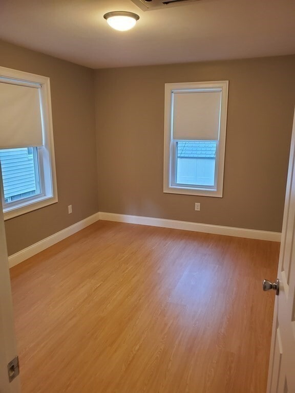 Building Photo - 110 Lucerne St