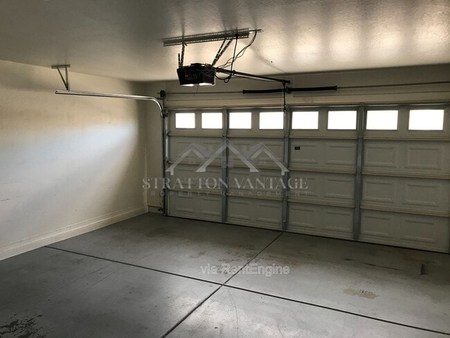 Building Photo - 14027 N 178th Ave