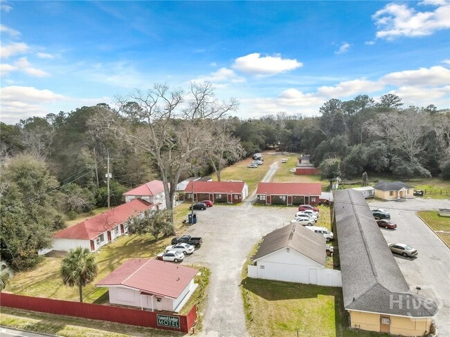 Building Photo - 5013 Ogeechee Rd