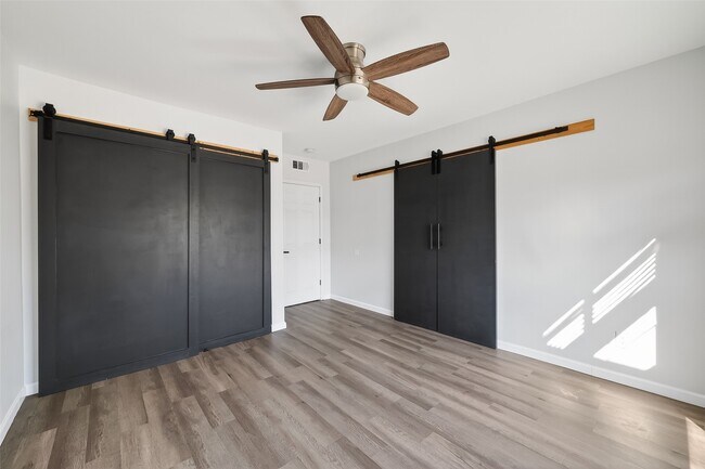 Building Photo - 1811 Stoney Brook Dr