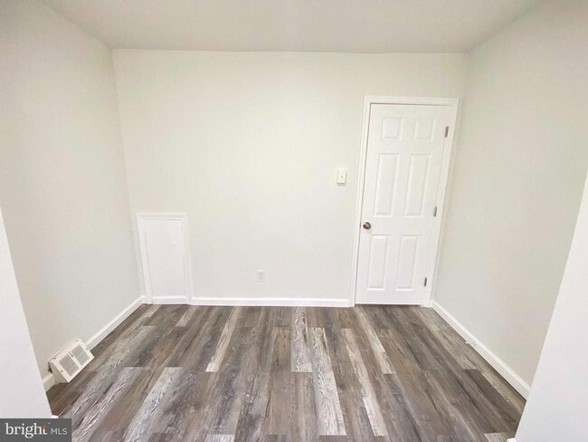 Building Photo - 3118 Hartville St