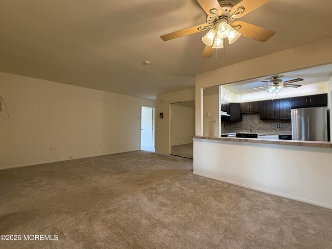 Building Photo - 115 Amberly Dr