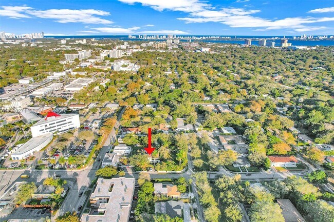 Building Photo - 12287 NE 7th Ave