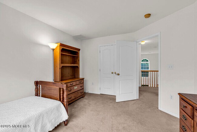 Building Photo - 8 Connor Dr