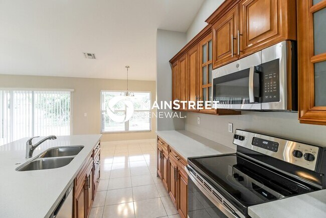 Building Photo - 3 Bedroom Pet-Friendly Home in LEHIGH ACRES, FL with Main Street Renewal