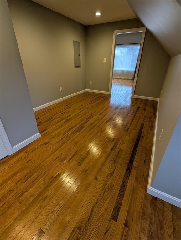 Building Photo - 185 Mystic St