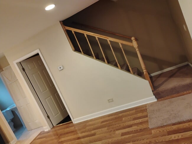 Building Photo - 9501 Sumac Rd